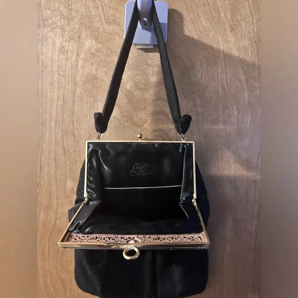 Vintage Guild Creations Black Cloth Pleated Purse - Picture 4 of 9